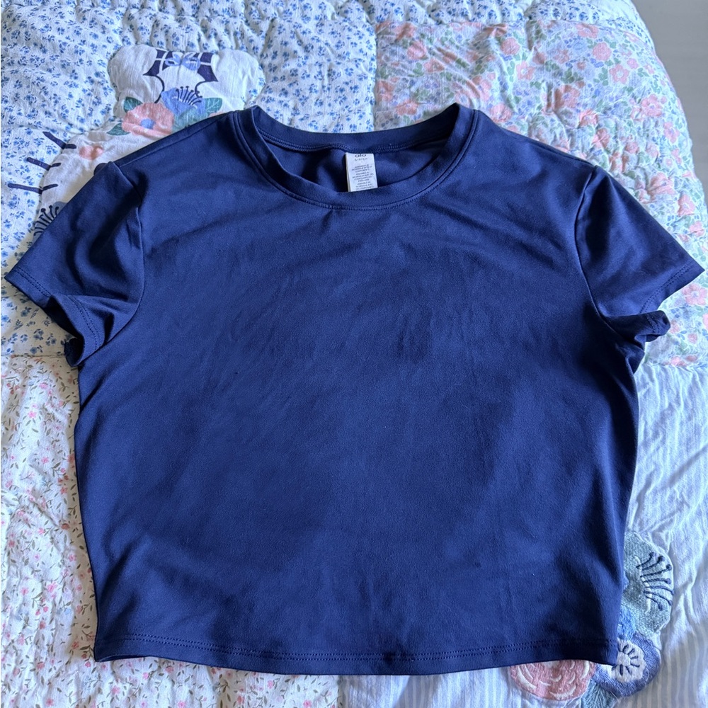 Alo cropped shirt